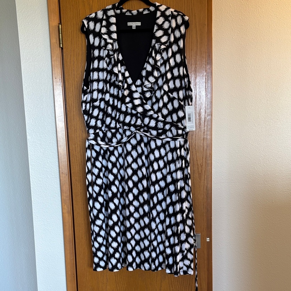 NWT Black and White Midi Dress